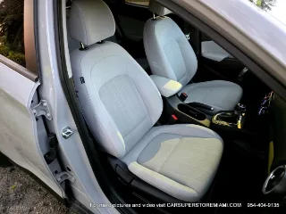 Hyundai Kona photo 13