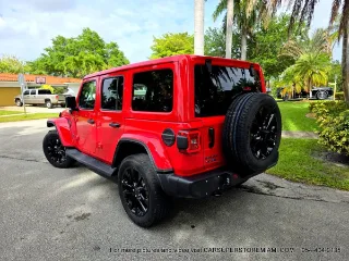 Jeep Wrangler 4xe photo 5