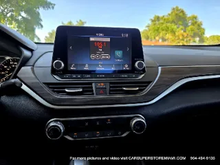 Nissan Altima photo 17