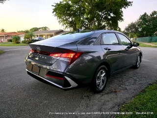Hyundai Elantra photo 6