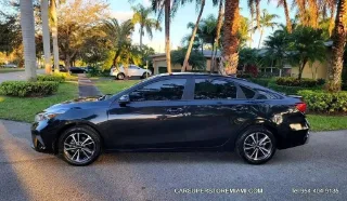 Kia Forte LXS photo 3