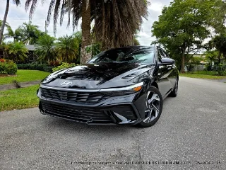 Hyundai Elantra SEL Convenience photo 1