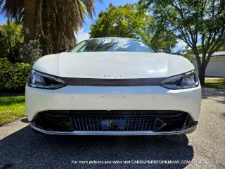 Kia EV6 photo 11