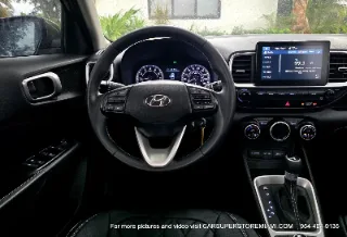 Hyundai Venue photo 17