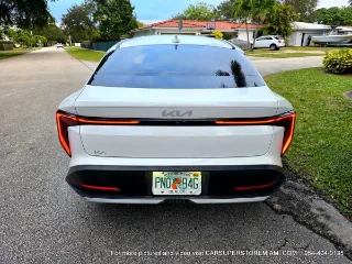 Kia K4 photo 5