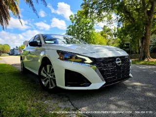 Nissan Altima photo 6
