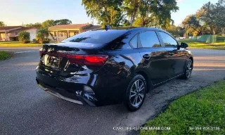 Kia Forte LXS photo 6