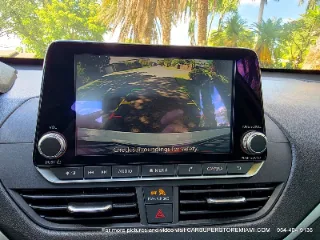 Nissan Altima photo 15