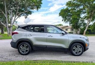 Kia Seltos photo 7