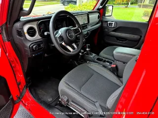 Jeep Wrangler 4xe photo 12