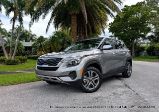 Kia Seltos photo 2