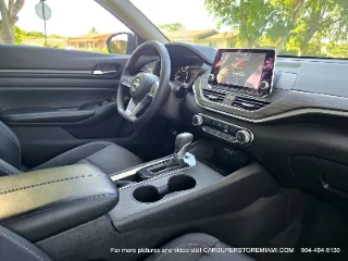 Nissan Altima photo 16
