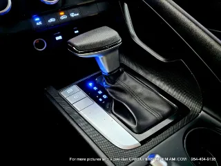 Hyundai Elantra photo 22