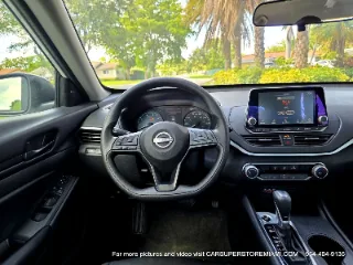 Nissan Altima photo 13