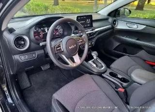 Kia Forte LXS photo 10