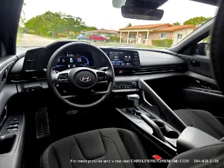 Hyundai Elantra SEL Convenience photo 10
