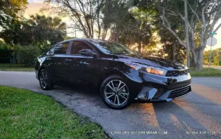 Kia Forte LXS photo 8