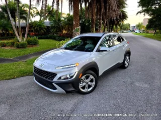 Hyundai Kona photo 2