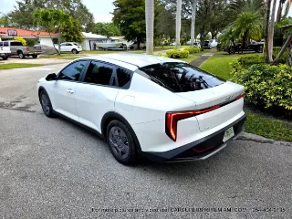 Kia K4 photo 4