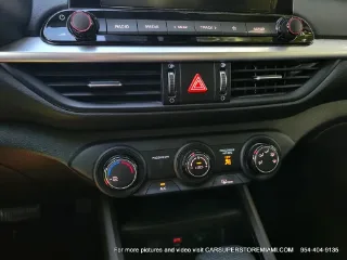Kia Forte photo 24